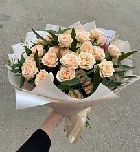 Букет Кремовые розы Латте в Ефимово