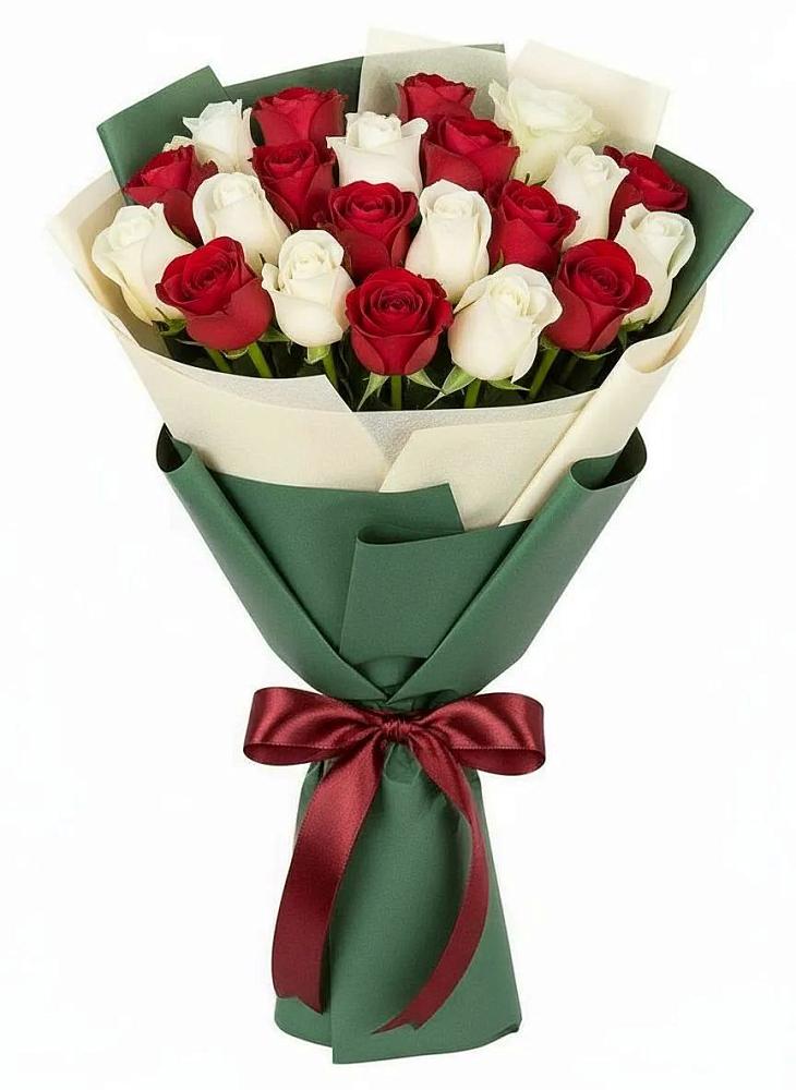 Букет Микс из красных и белых роз в Ефимово