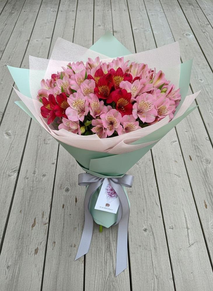 Букет цветов из: Альстромерии в Ефимово