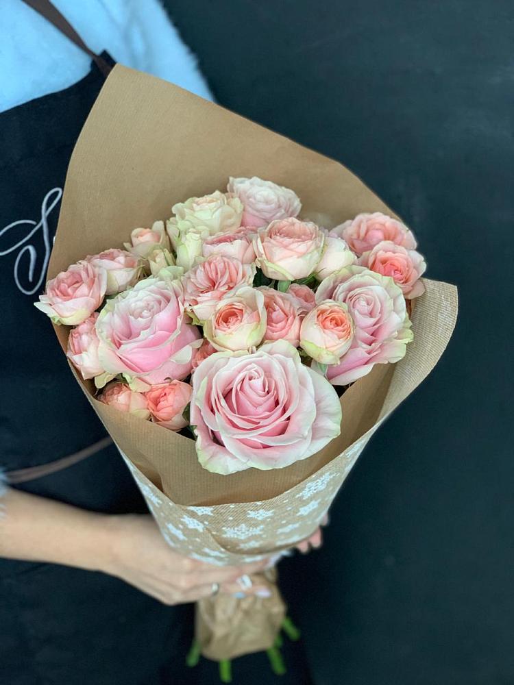 Букет цветов из: Хризантемы и Розы в Ефимово