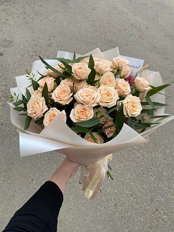 Букет Кремовые розы Латте в Ефимово
