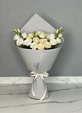 Букет цветов из:  Розы и Лизиантусы в Ефимово